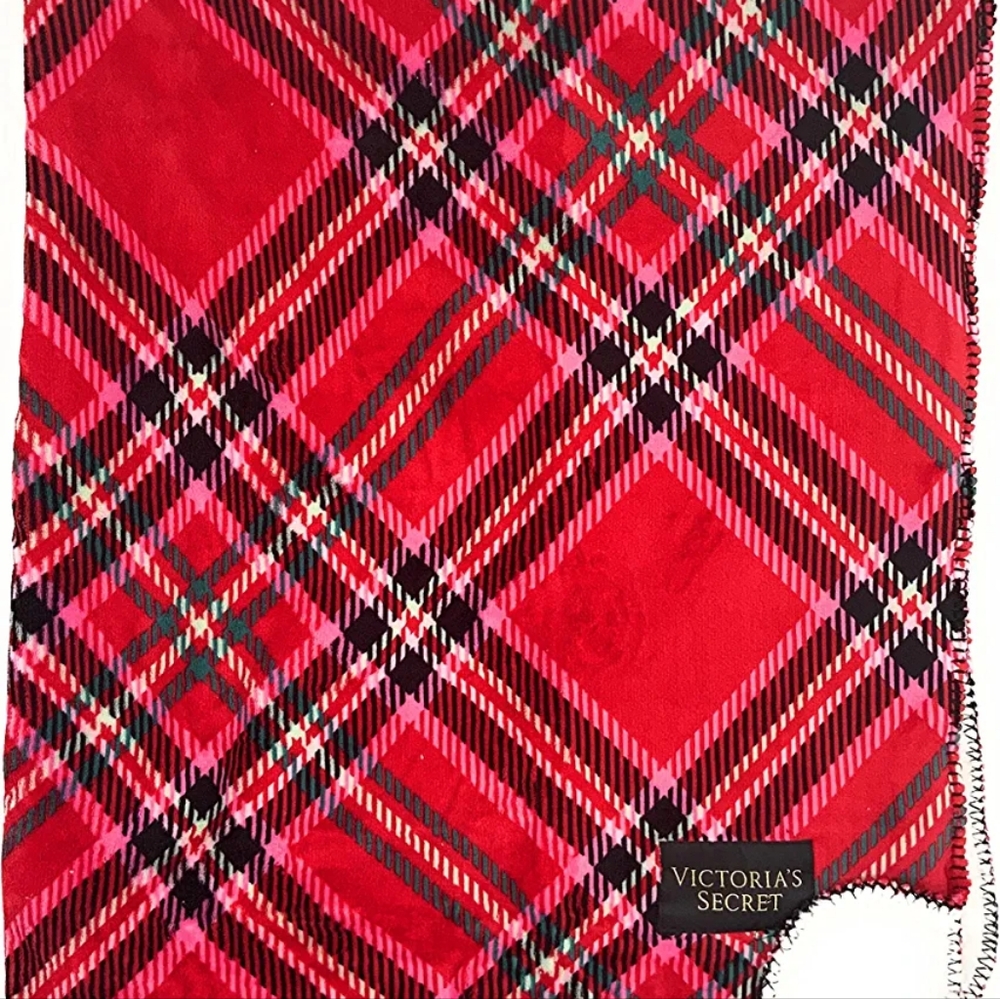 Victoria Secrets Pink Sherpa Blankets